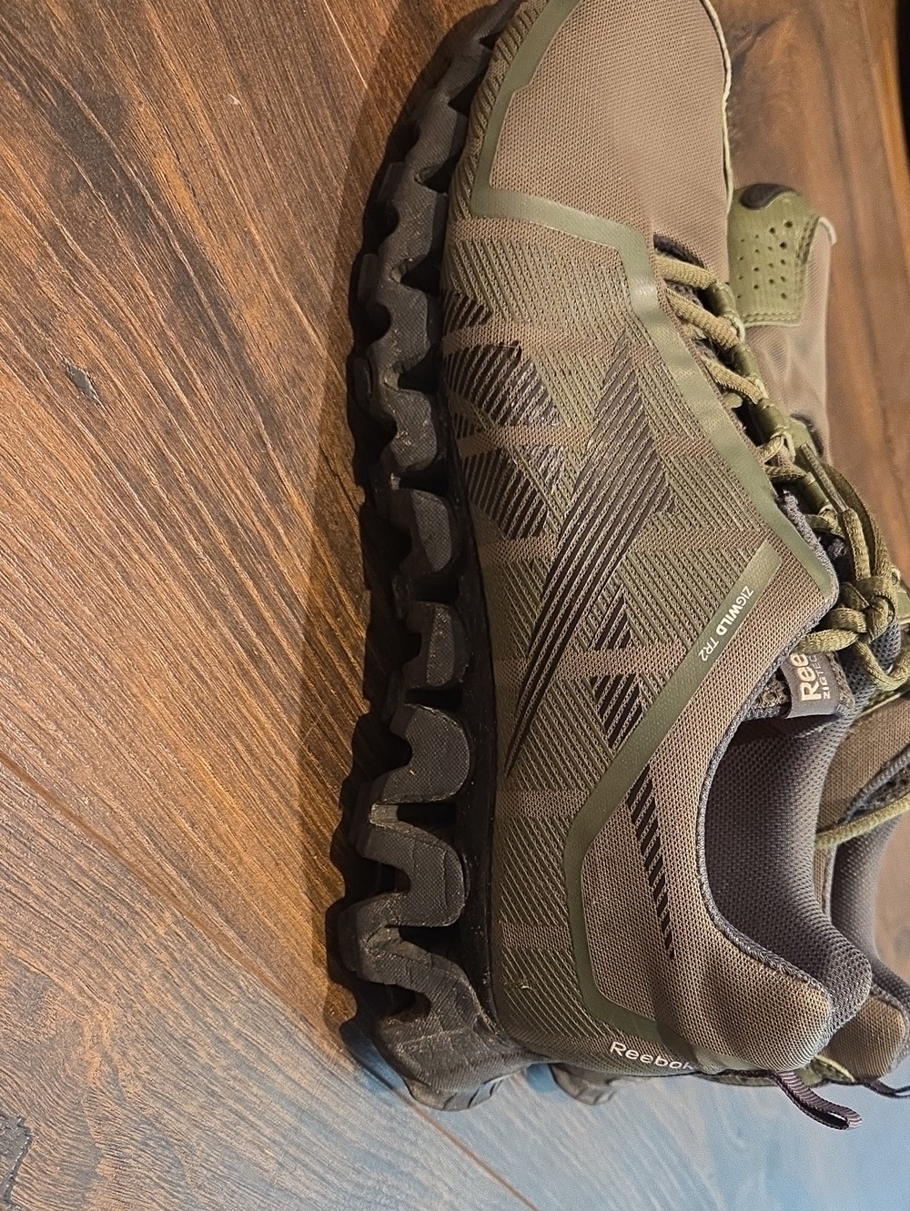 Mens Rebook Zigs Zigtech Green Sz 10.5